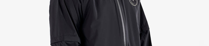 STUDIO SEOUL RAIN JACKET
