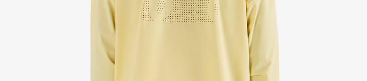PERFORMANCE QUARTER ZIP SHELL PULLOVER