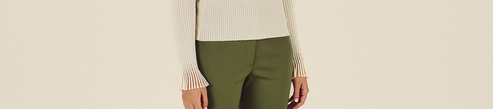 MONIKA TURTLENECK