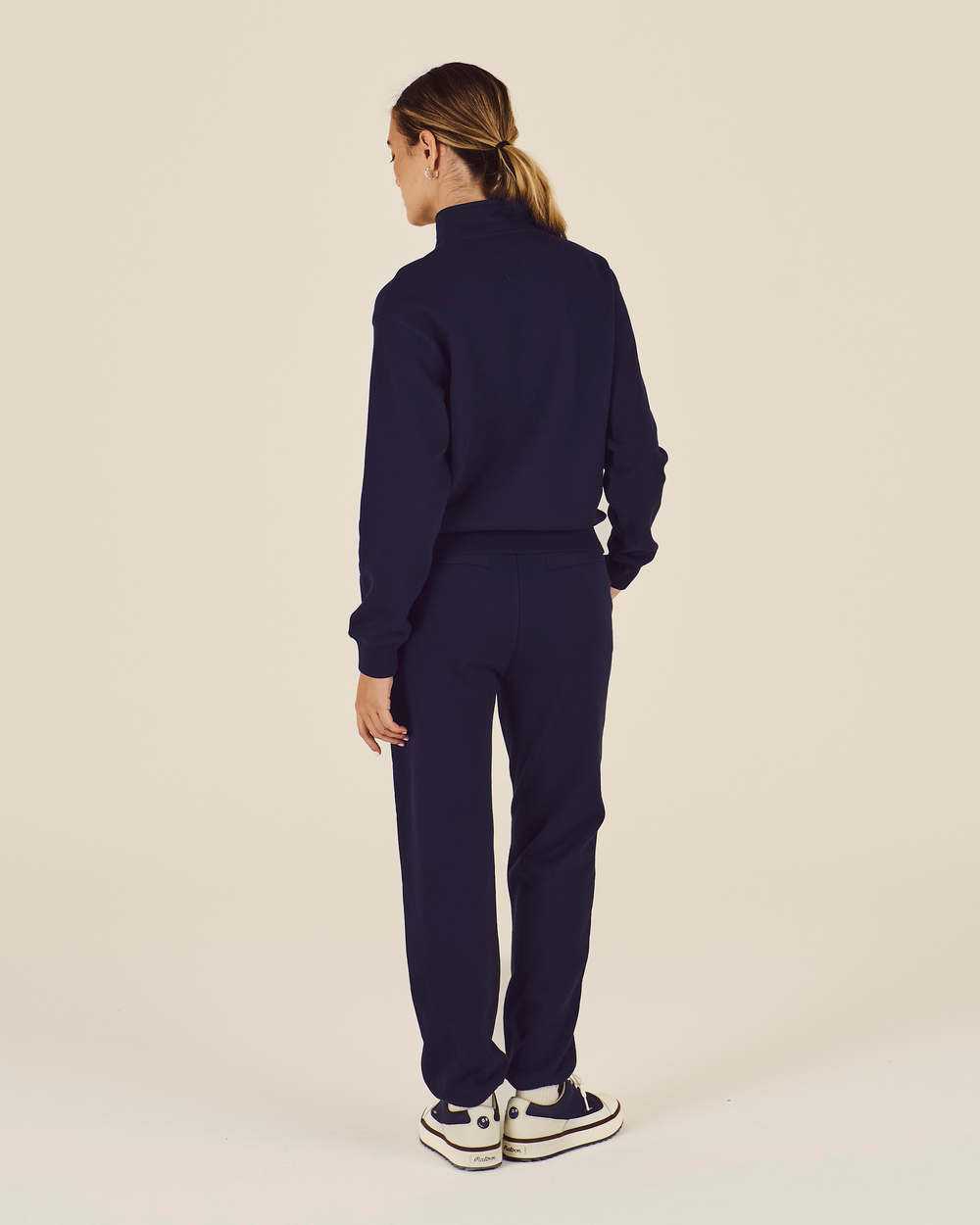 DELILAH SWEATSHIRT