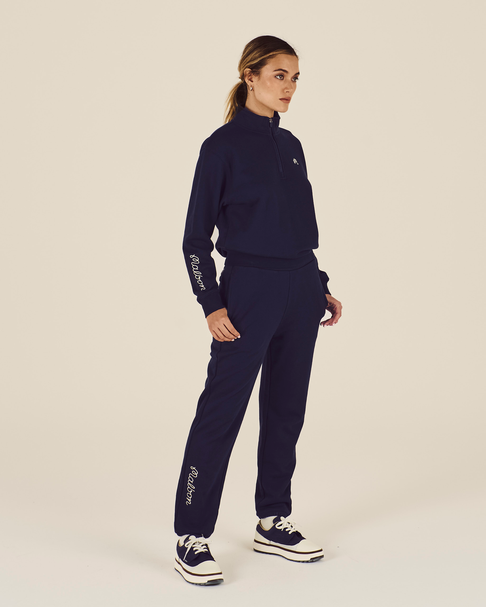 DELILAH SWEATSHIRT