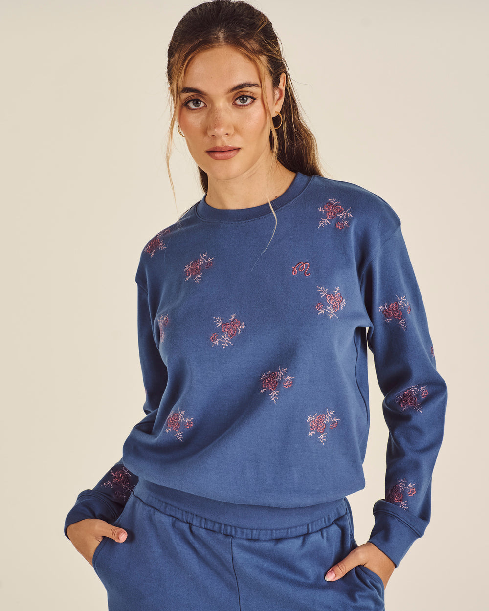 ADELINE EMBROIDERED CREWNECK